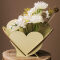 Cutie pentru flori in forma de inima - crem