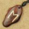 Pandantiv talisman din lemn cu runa Ehwaz